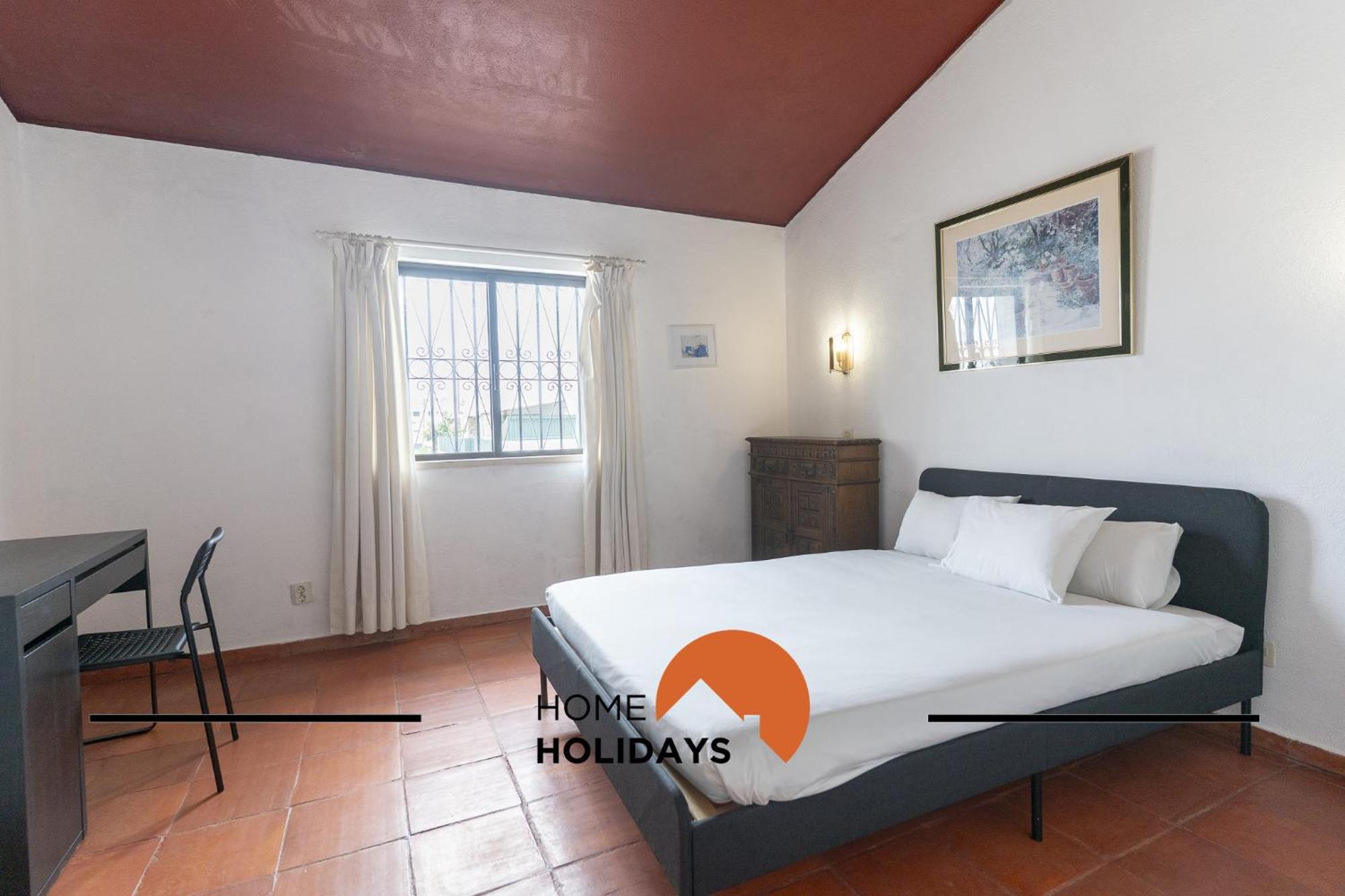 #329 Jacaranda B6 By Holidays * Albufeira