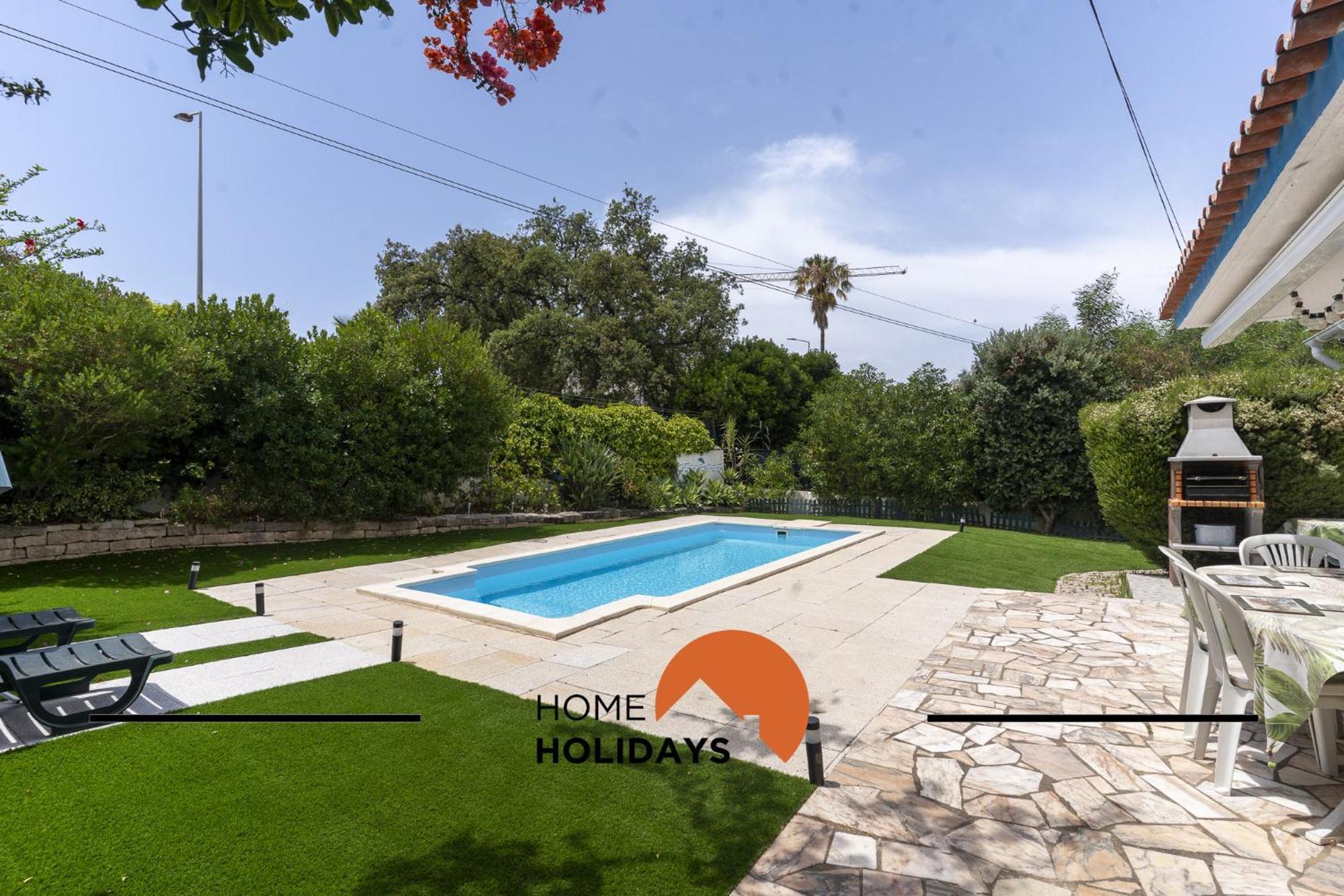 #329 Jacaranda B6 By Holidays Villa